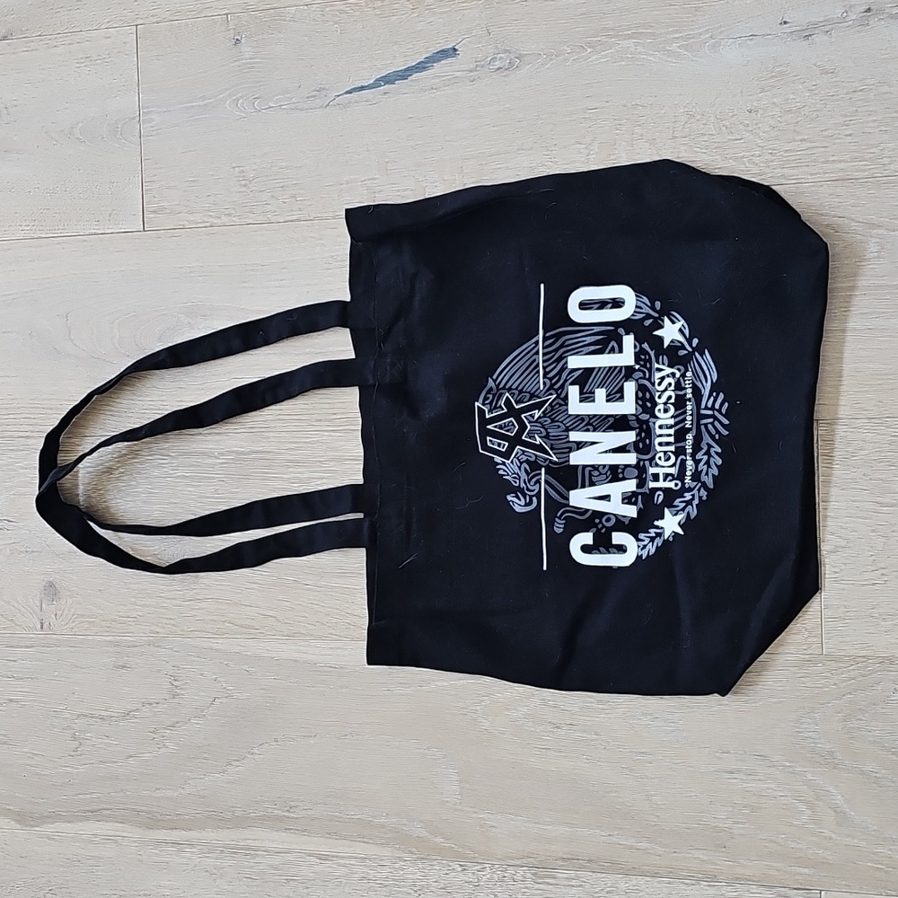 NWOT Hennessy Canelo Black Tote Bag